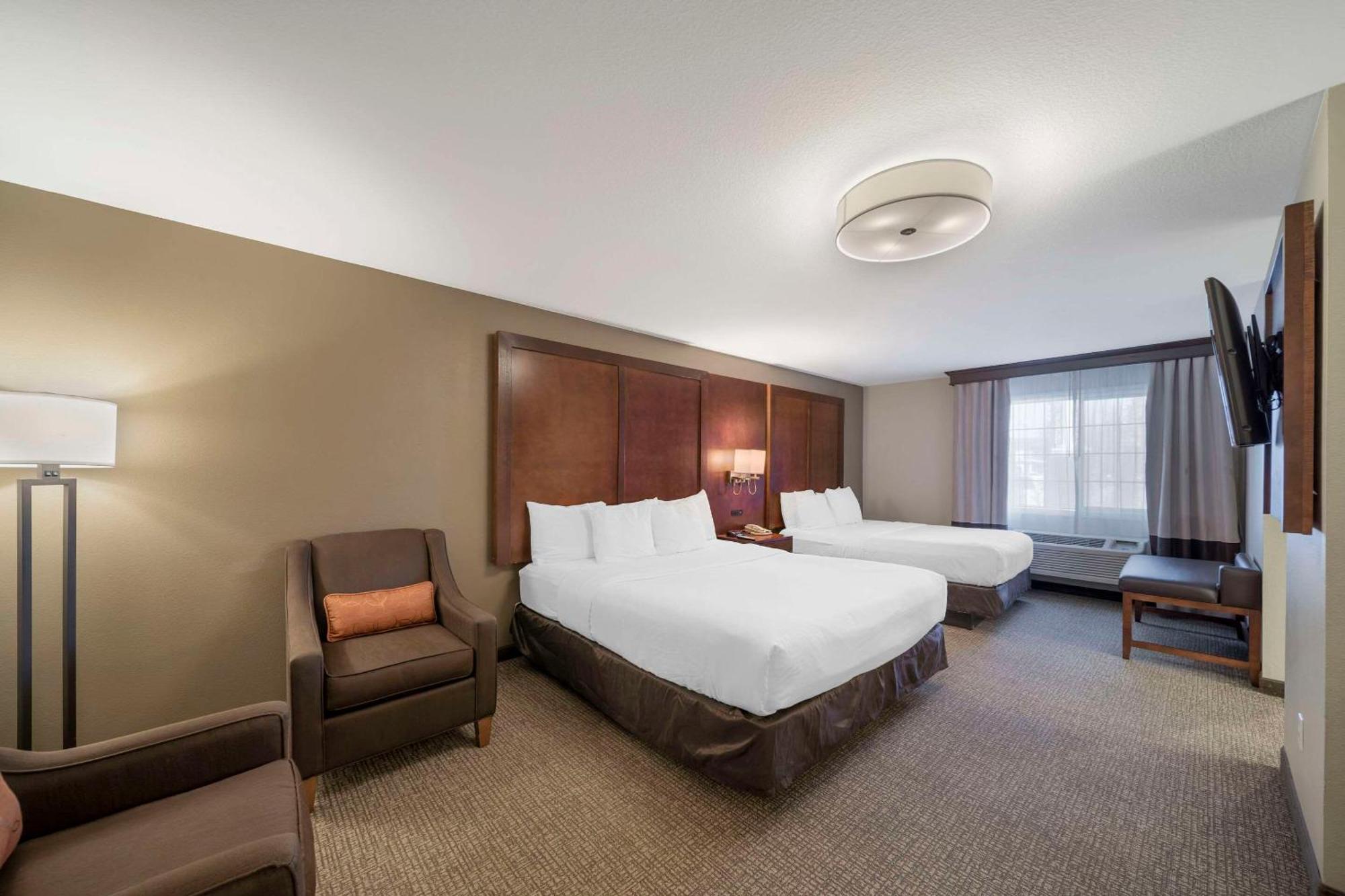 คอมฟอร์ต สวีท เรด บลัฟฟ์ เนียร์ ไอ-5 Hotel ภายนอก รูปภาพ
